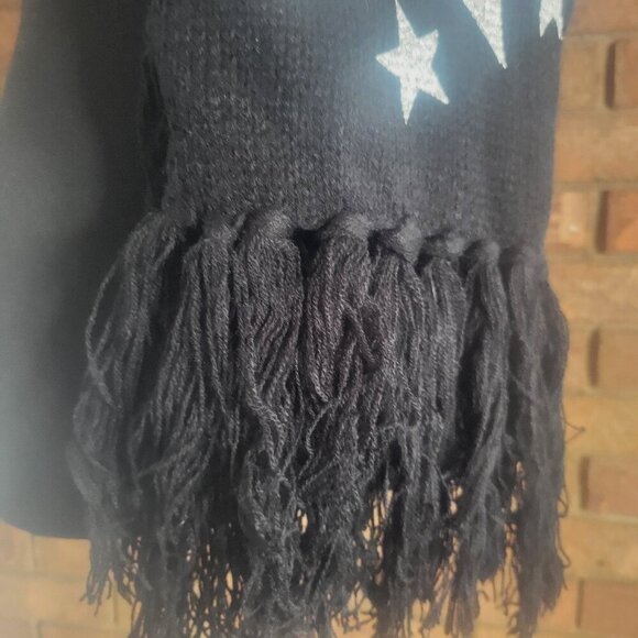Black and Silver Star Print Scarf/Beanie Set - Picture 3 of 6